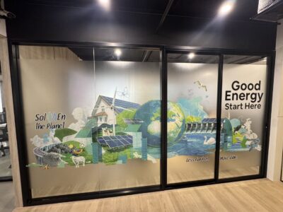 ปริ้นสติ๊กเกอร์ติดกระจก