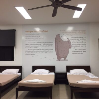 พิมพ์สติ๊กเกอร์ผนังโรงแรม