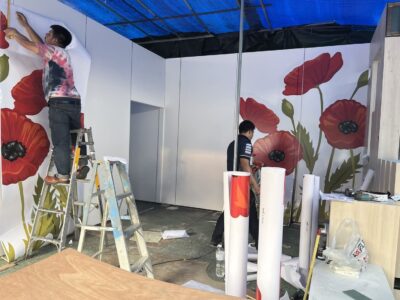 รับติดตั้งสติ๊กเกอร์ติดผนัง