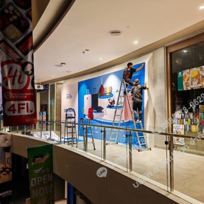 รับติดตั้งสติ๊กเกอร์ติดผนัง