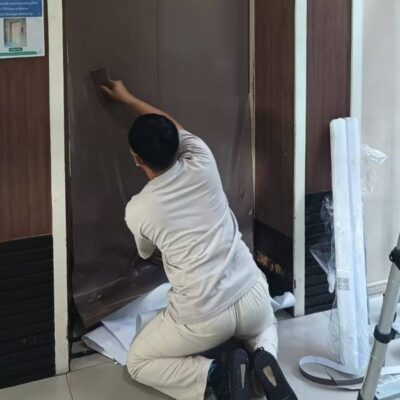 รับติดสติ๊กเกอร์นอกสถานที่