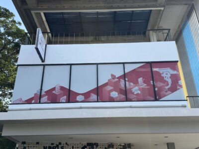 สติ๊กเกอร์ซีทรูติดกระจก