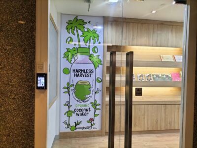 สติ๊กเกอร์ตกแต่งผนังร้าน