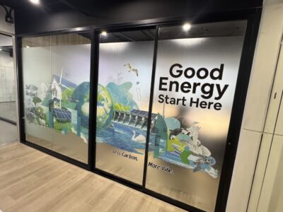 สติ๊กเกอร์ติดกระจกสำนักงาน