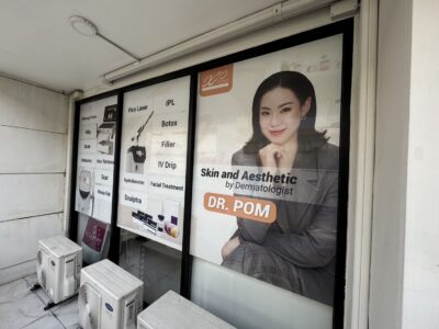 สติ๊กเกอร์ติดกระจกสำนักงาน