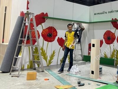 สติ๊กเกอร์ติดผนัง พร้อมติดตั้ง