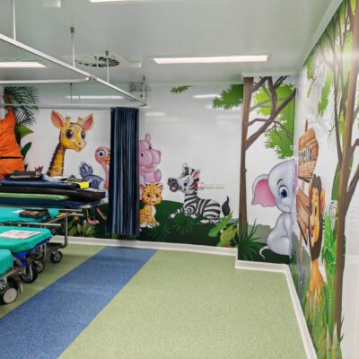 สติ๊กเกอร์ติดผนัง พร้อมติดตั้ง