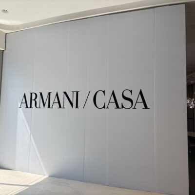 สติ๊กเกอร์ติดผนังโลโก้บริษัท