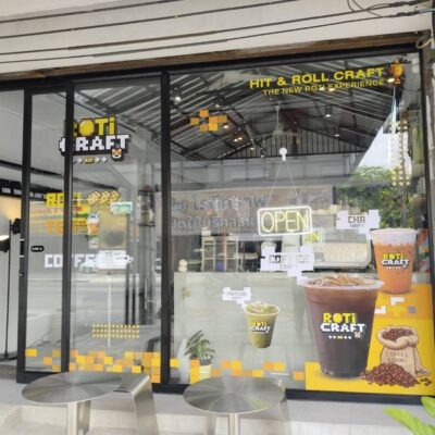 ป้ายสติ๊กเกอร์ติดกระจก