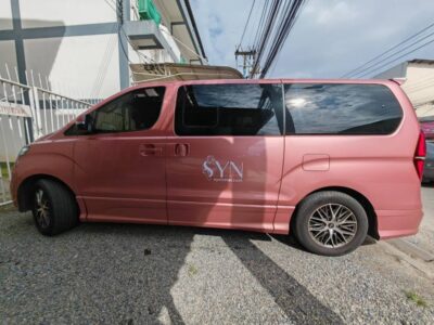 รับพิมพ์สติ๊กเกอร์ติดรถบริษัท