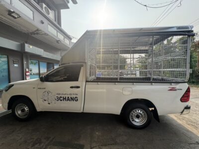 สติ๊กเกอร์ติดรถกระบะบริษัท