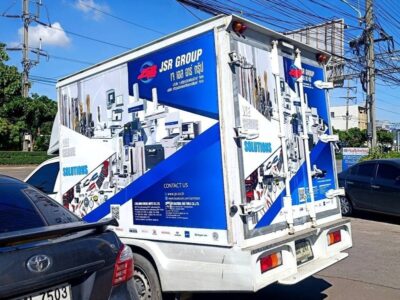 สติ๊กเกอร์ติดรถโฆษณาติดรถตู้ทึบ
