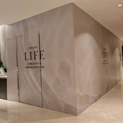 Hoarding Sticker หน้าร้าน