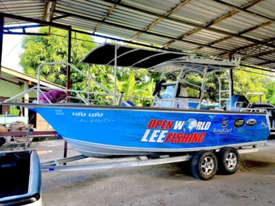 สติ๊กเกอร์โฆษณาติดเรือ